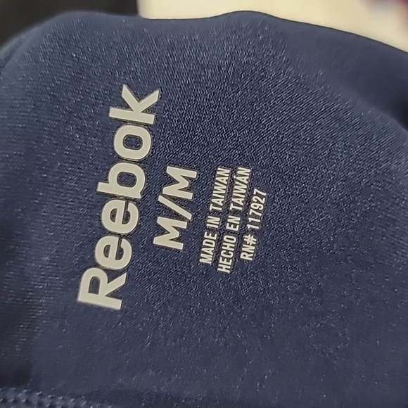 Lovely Reebok Tennis Dress With Free Skort - Picture 6 of 6